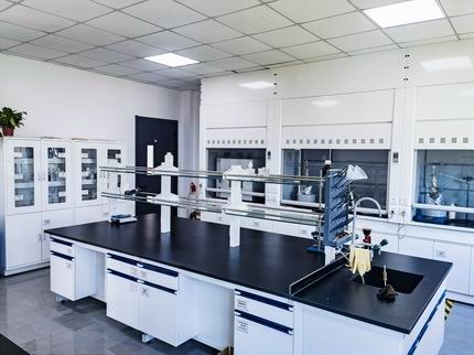 1751358212116444.jpg 實驗室01.jpg